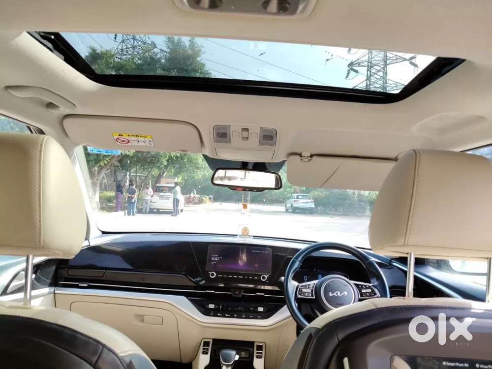 Kia Carens 1.4 Luxury Plus Dct 7 Str, 2022, Petrol