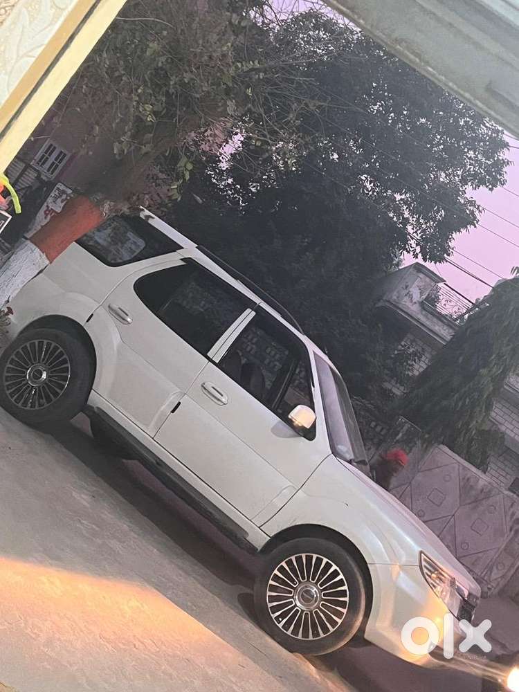 Tata Safari Storme 2014 Diesel Well Maintained