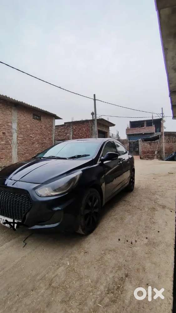 Hyundai Verna 2013 Diesel 80000 Km Driven