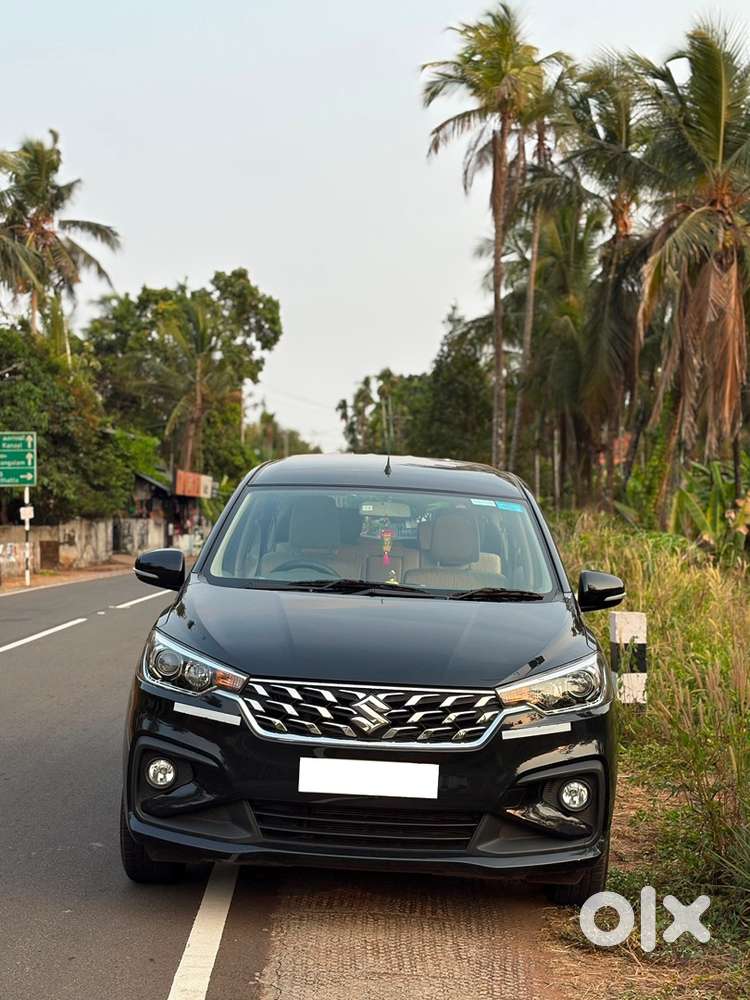 Maruti Suzuki Ertiga Zxi At