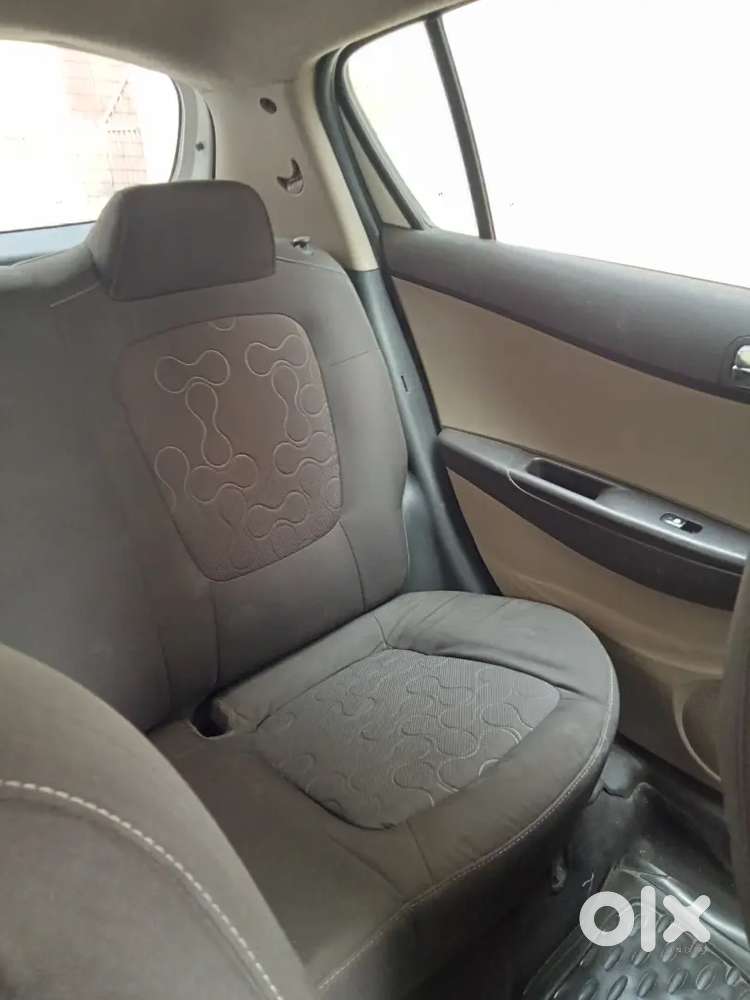 Hyundai I20 Sportz Petrol 2011exchange Aulto K10 Or I10
