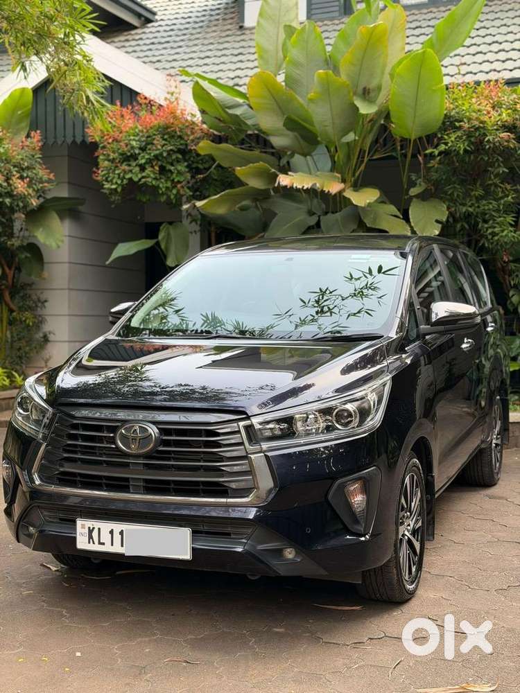 Toyota Innova 2022 Diesel Well Maintained