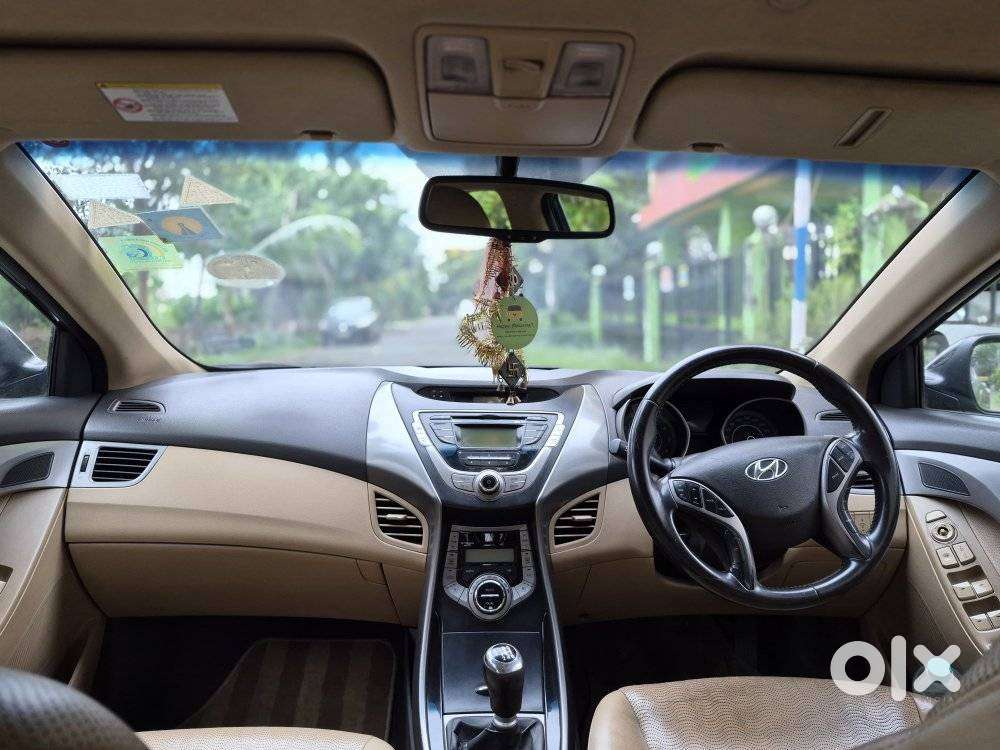 Hyundai Elantra 1.8 Sx Mt, 2013, Petrol