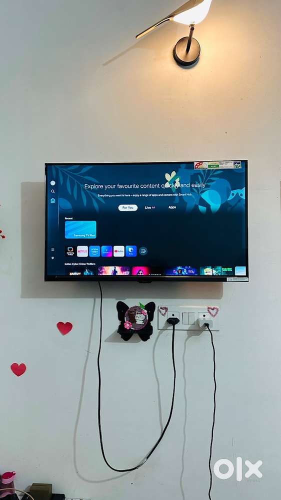 Samsung 32inch smart led tv new condtion