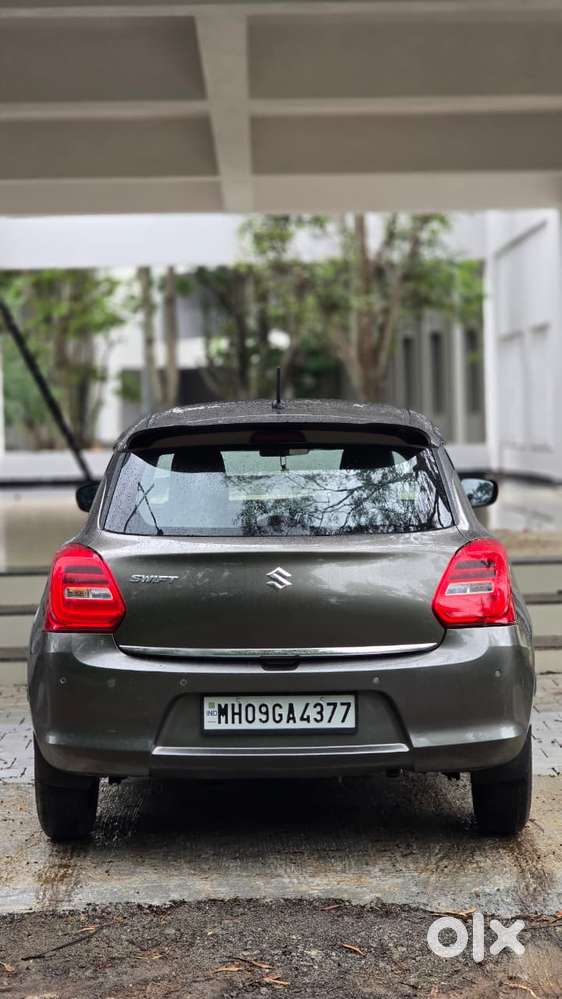 Maruti Suzuki Swift Vxi + Manual, 2022, Petrol