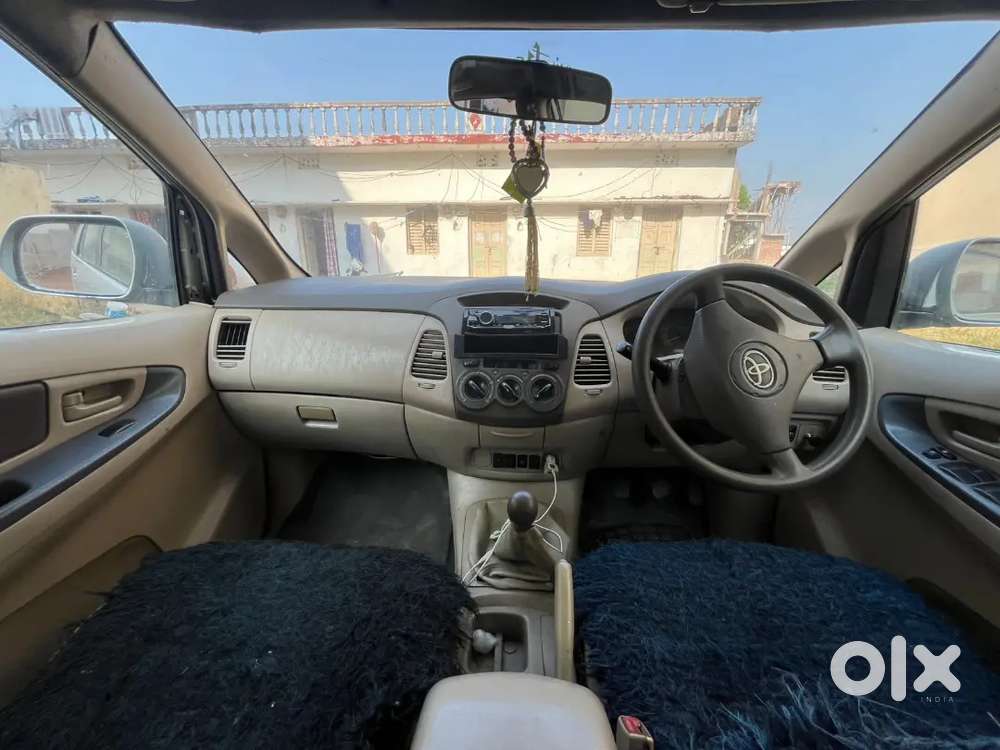 Toyota Innova 2005 Diesel Well Maintained