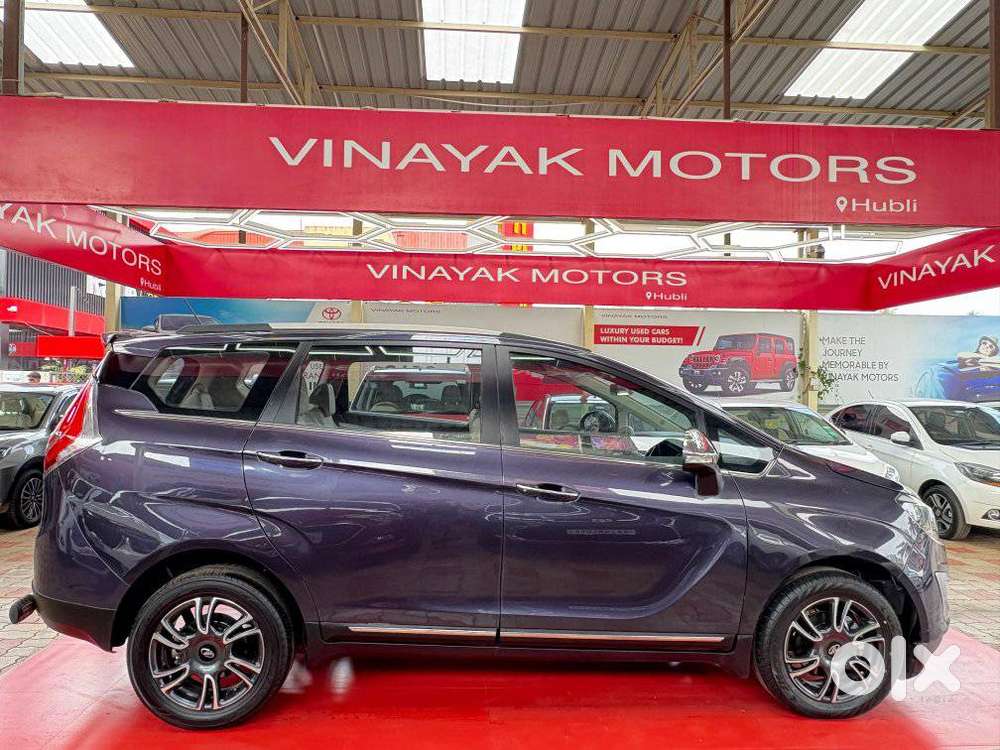 Mahindra Marazzo M8, 2018, Diesel