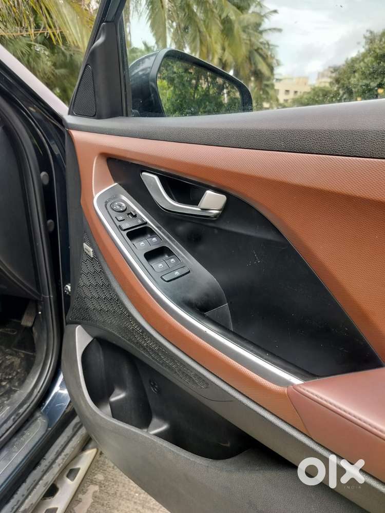 Hyundai Alcazar 2.0 Platinum (o) Petrol At 6 Str, 2021, Petrol