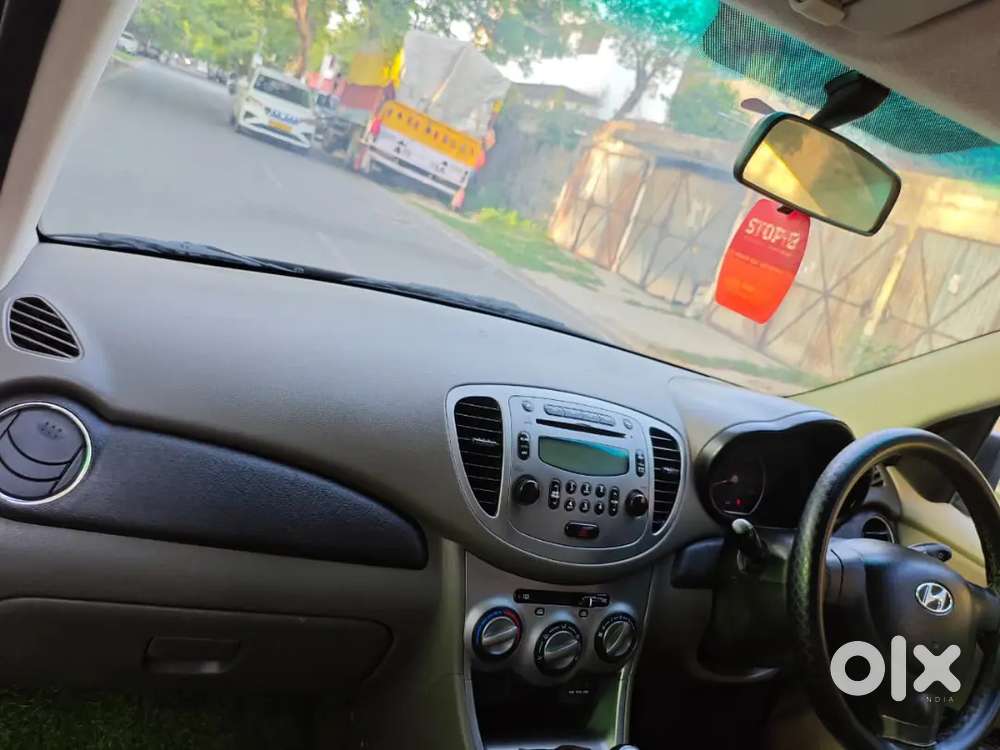 Hyundai I10 Sportz 2012 Petrol