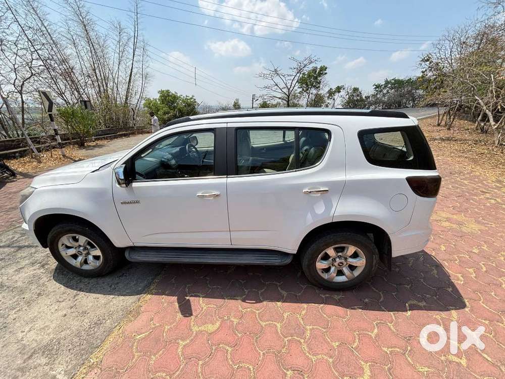 Exclusive American Muscle Suv Trailblazer 8 Seater Like Brand New