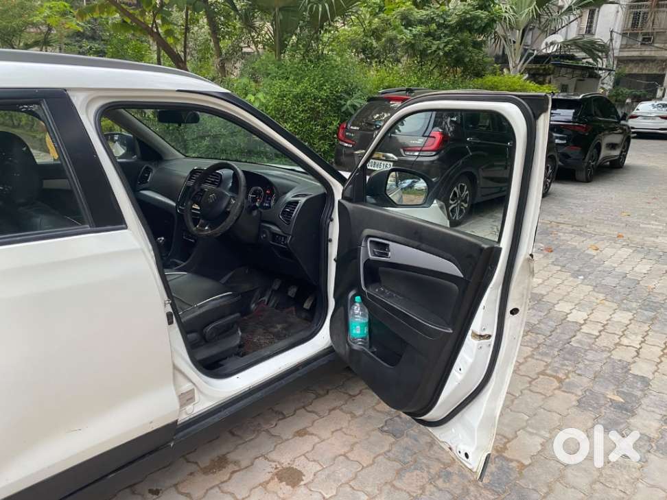 Maruti Suzuki Brezza 1.5 Zxi Smart Hybrid, 2022, Petrol