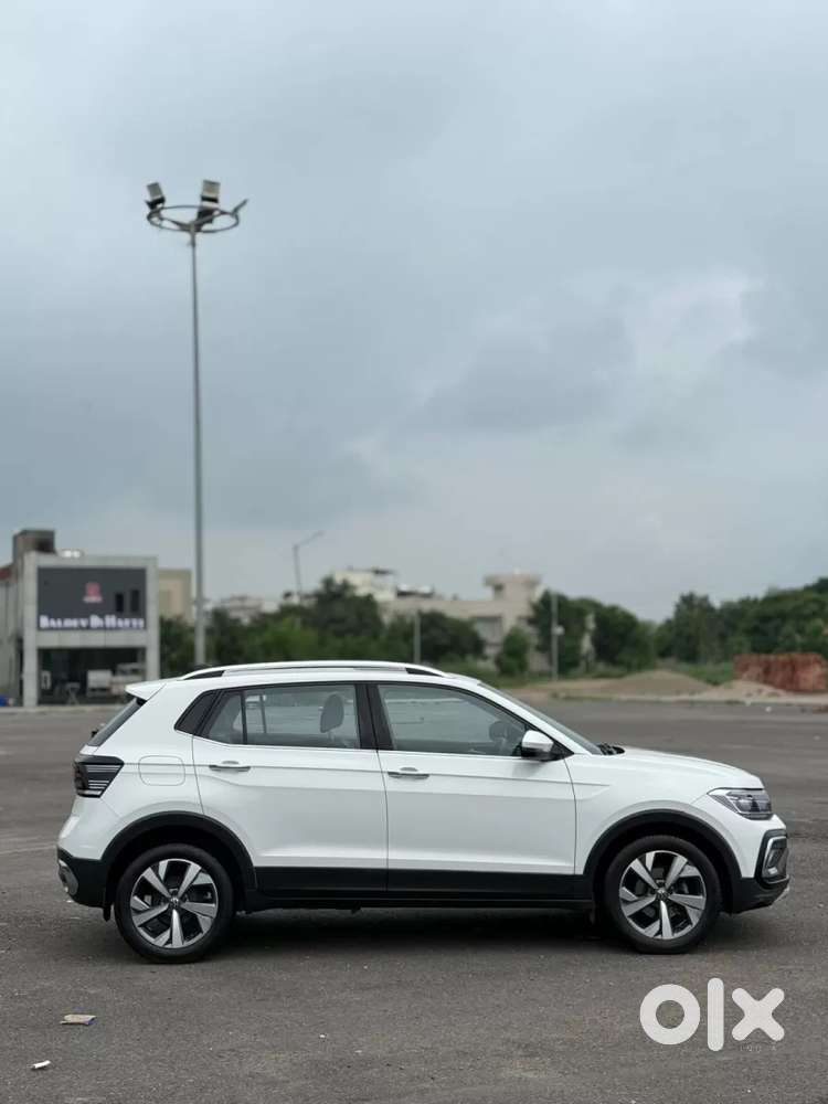 Volkswagen Taigun 1.0 Tsi Topline At, 2022, Petrol