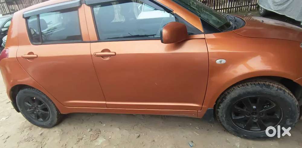 Maruti Suzuki Swift 2008 Petrol 102585 Km Driven