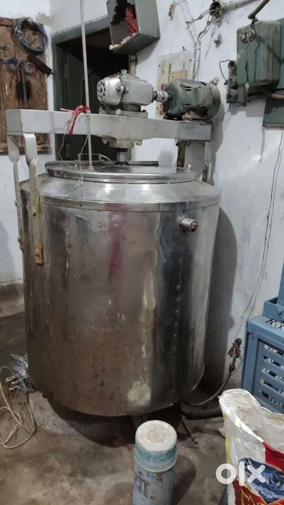 Ice cream machine