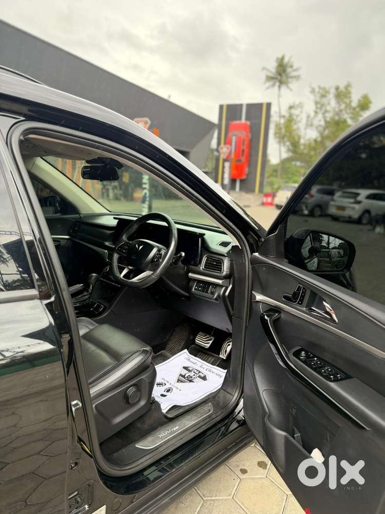 Mahindra Xuv700 Diesel Automatic 2025