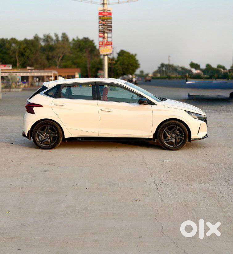 Hyundai I20 1.2 Spotz, 2022, Cng & Hybrids
