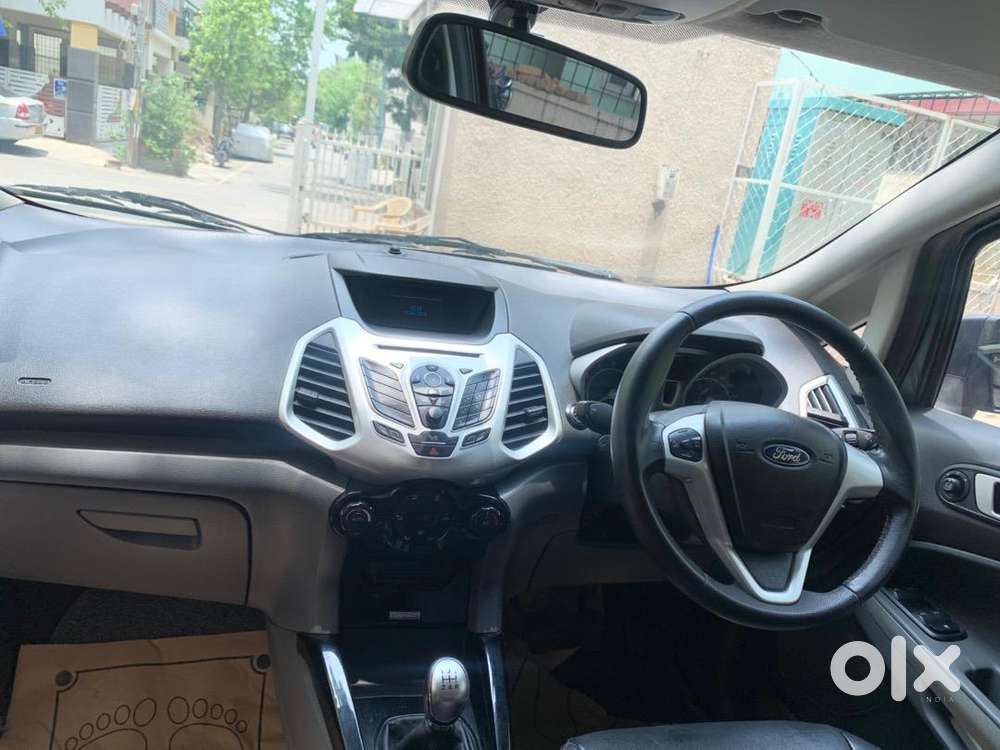 Ford Ecosport 2015 Petrol Well Maintained