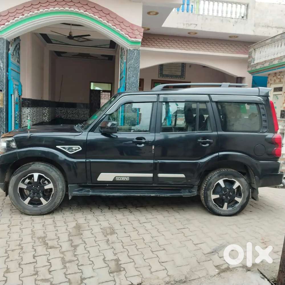 Mahindra Scorpio Classic 2022 Diesel 90000 Km Driven
