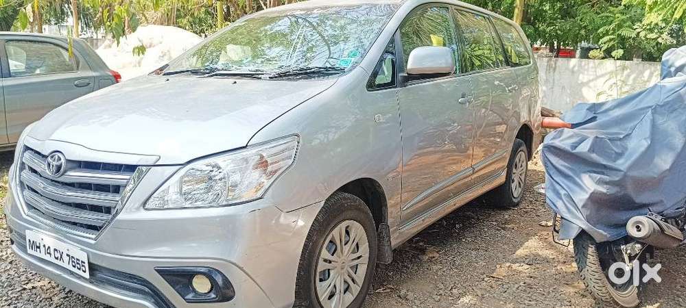 Toyota Innova 2.5 E, 2015, Diesel