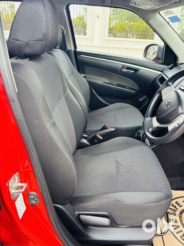 Maruti Suzuki Swift Vxi Abs Bsiv, 2015, Petrol