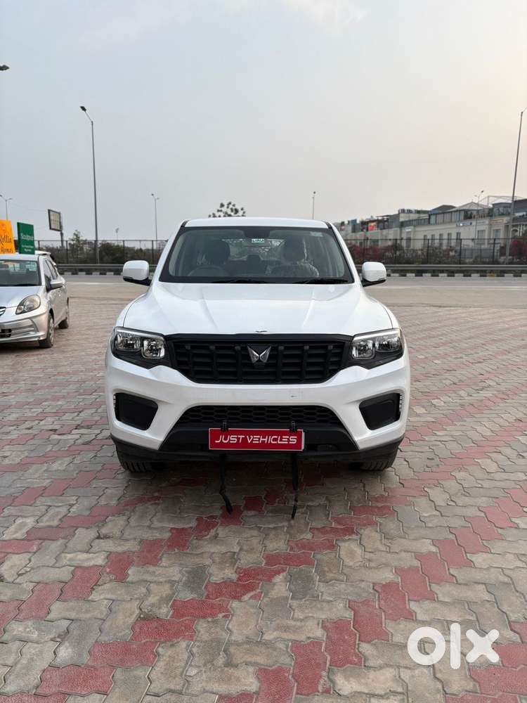 Mahindra Scorpio N Z2 Diesel Mt 7 Str, 2025, Diesel