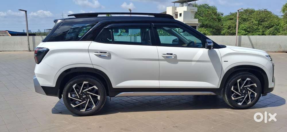 Hyundai Alcazar Signature (o) 6 Str 1.5 Petrol Dct, 2025, Petrol