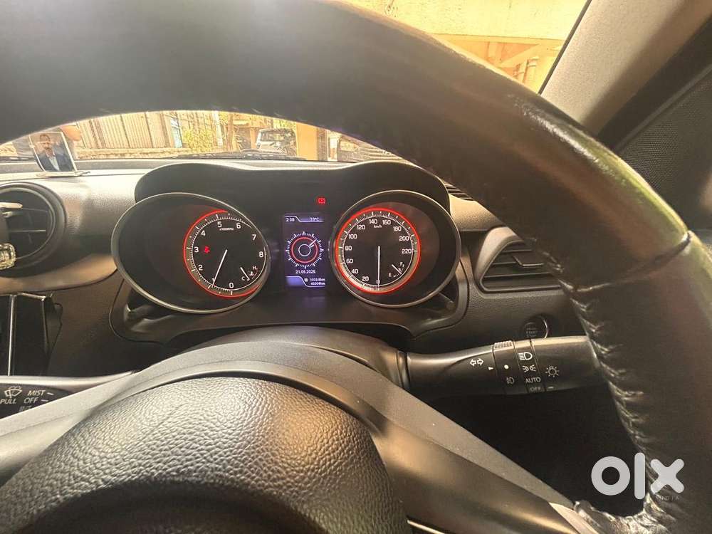 Maruti Suzuki Swift Zxi, 2021, Petrol