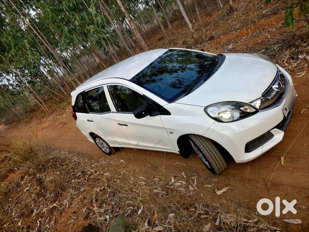 Honda Mobilio 2017
