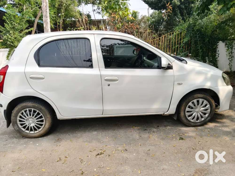 Toyota Etios Liva 2015