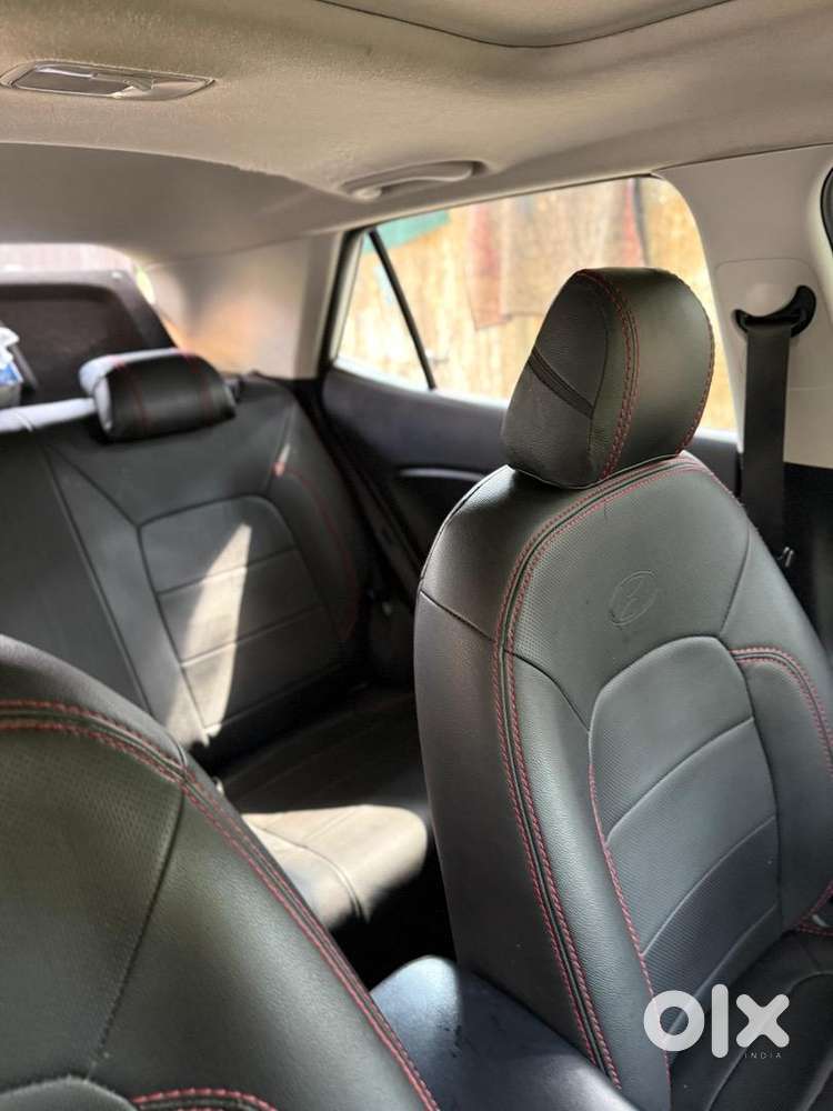 Hyundai Venue 2020 Diesel 80000 Km Driven