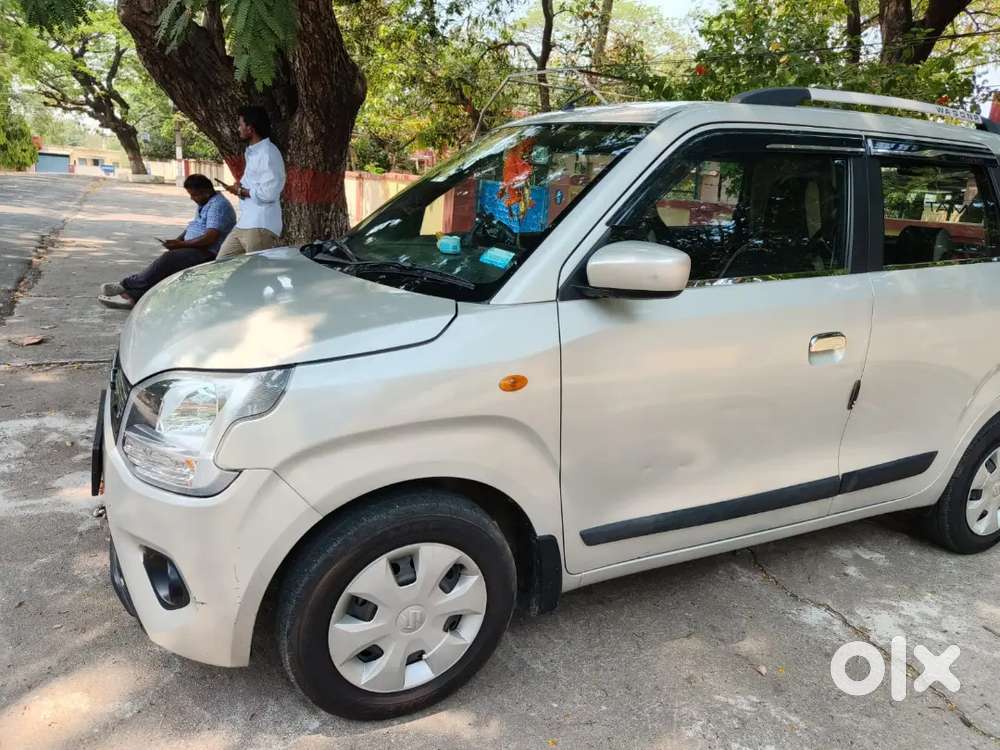 Urjent Sale Zxi Top End 2key Avleble Gd Codtion Silver Silky Metalick