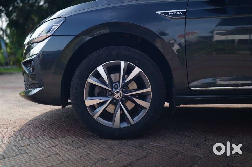 Skoda Slavia 1.0 Tsi Style, 2024, Petrol