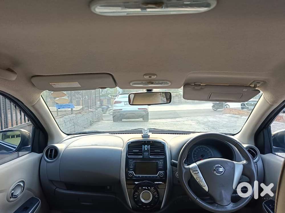 Nissan Sunny Xv, 2015, Petrol