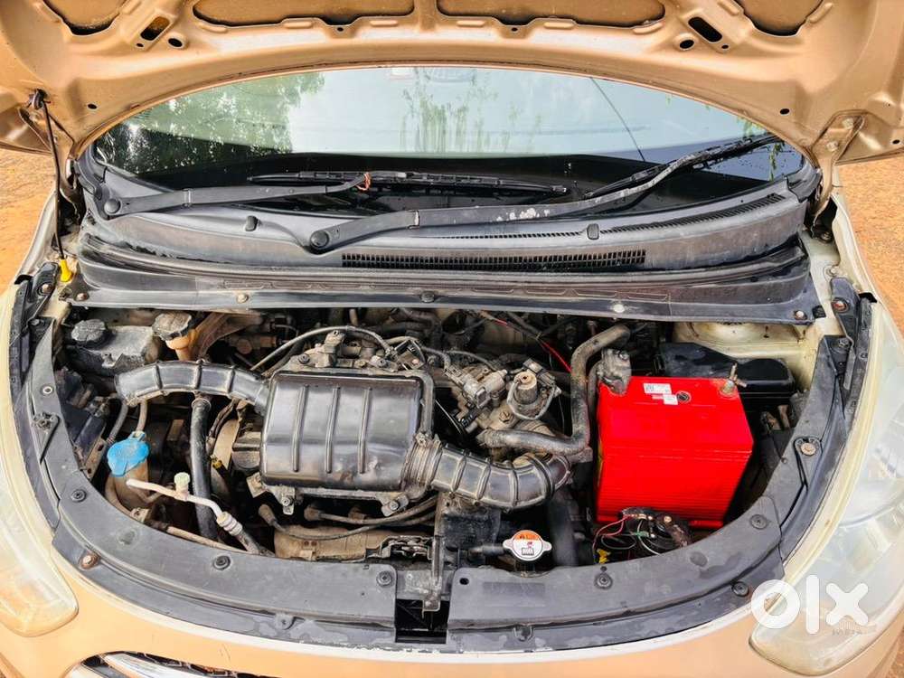 Hyundai Petrol Car 2012