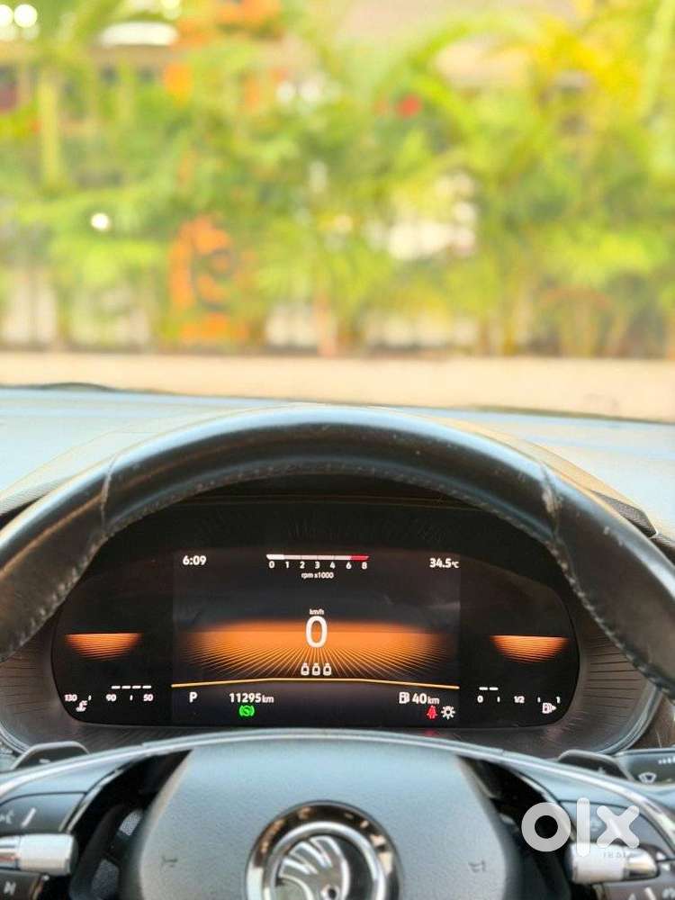Skoda Kushaq Prestige 1.0 Tsi At, 2026, Petrol