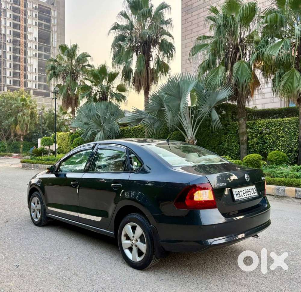 Skoda Rapid 1.6 Elegance Plus Mpi At, 2017, Petrol