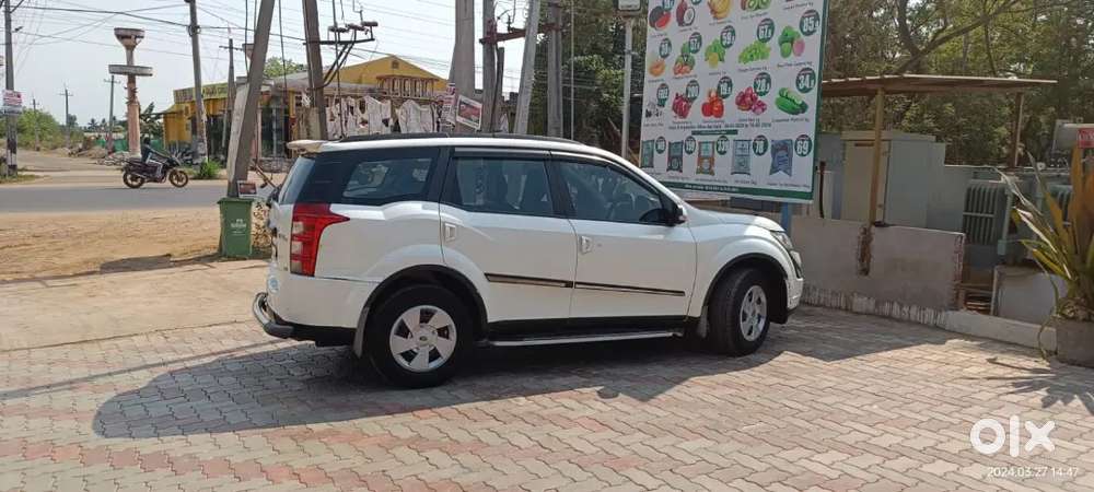 Mahindra Xuv500 2016 Diesel Well Maintained Car