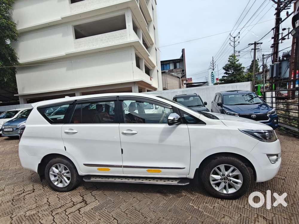 Toyota Innova Crysta 2.4 Gx Mt 8s, 2018, Diesel