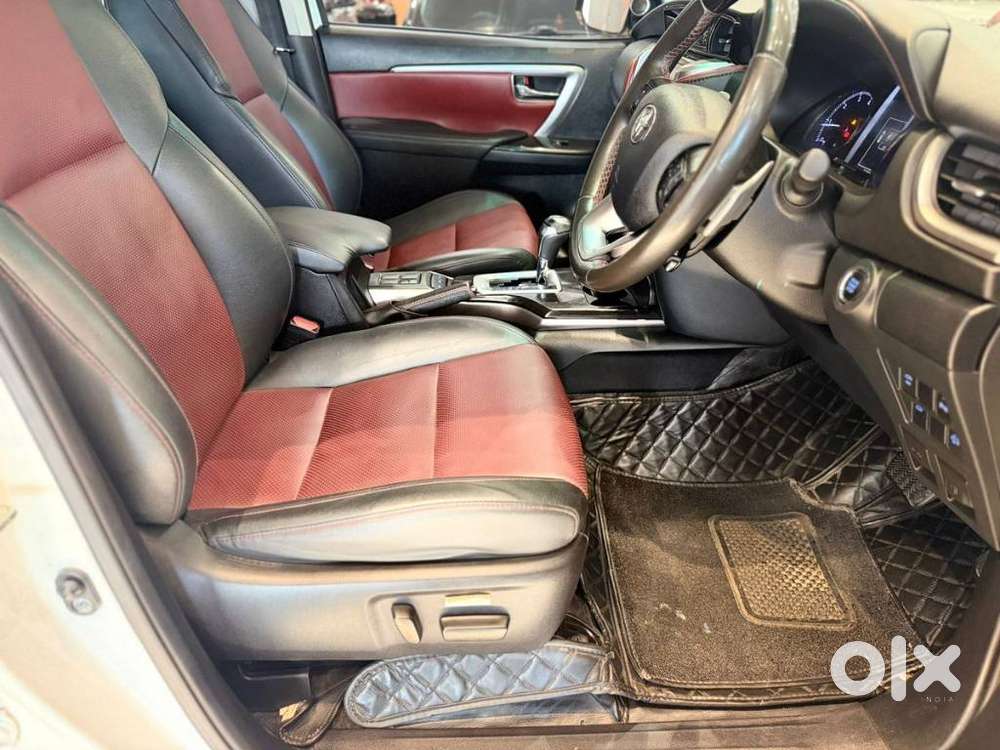 Toyota Fortuner Legender, 2023, Diesel