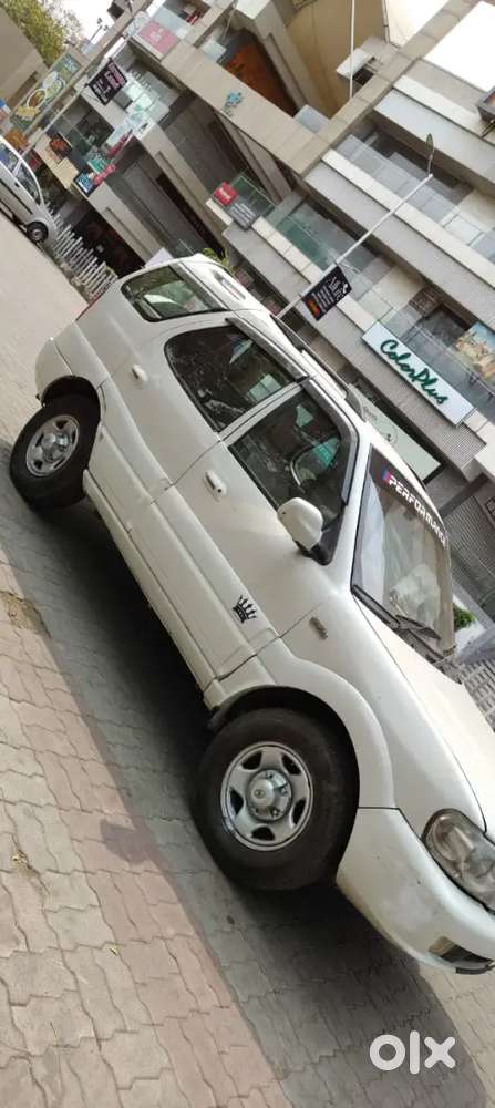 Tata Safari 2.0 Kryotec 2012