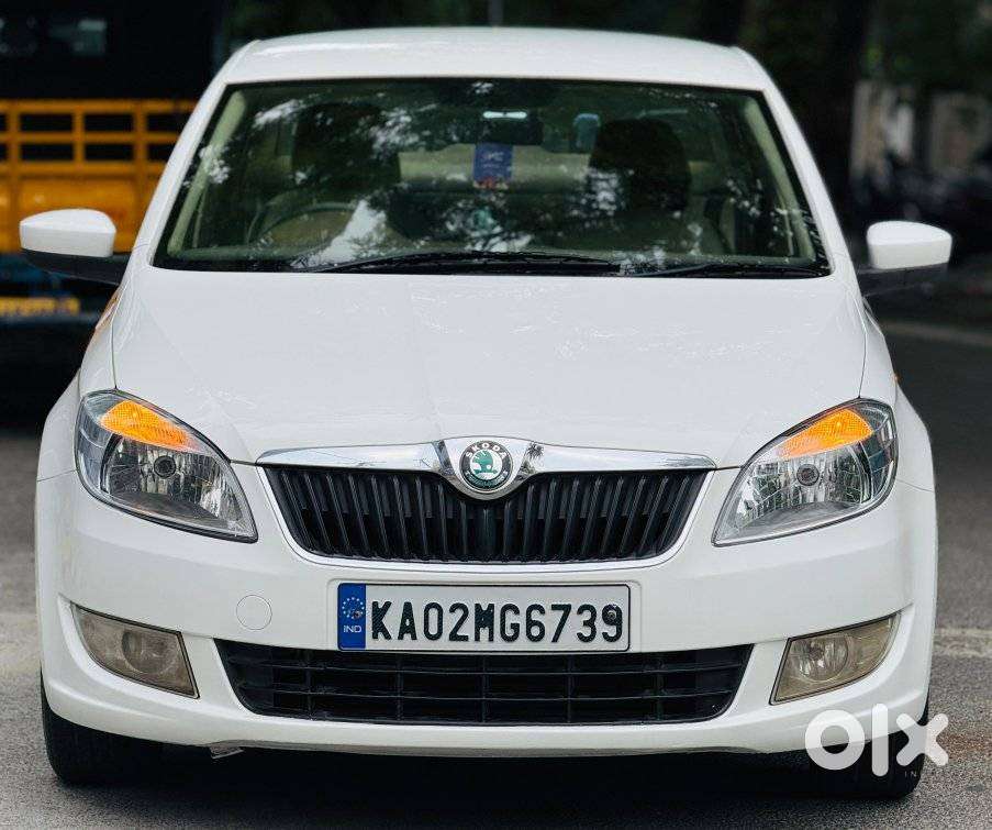Skoda Rapid Elegance 1.6 Tdi Cr Manual, 2012, Diesel