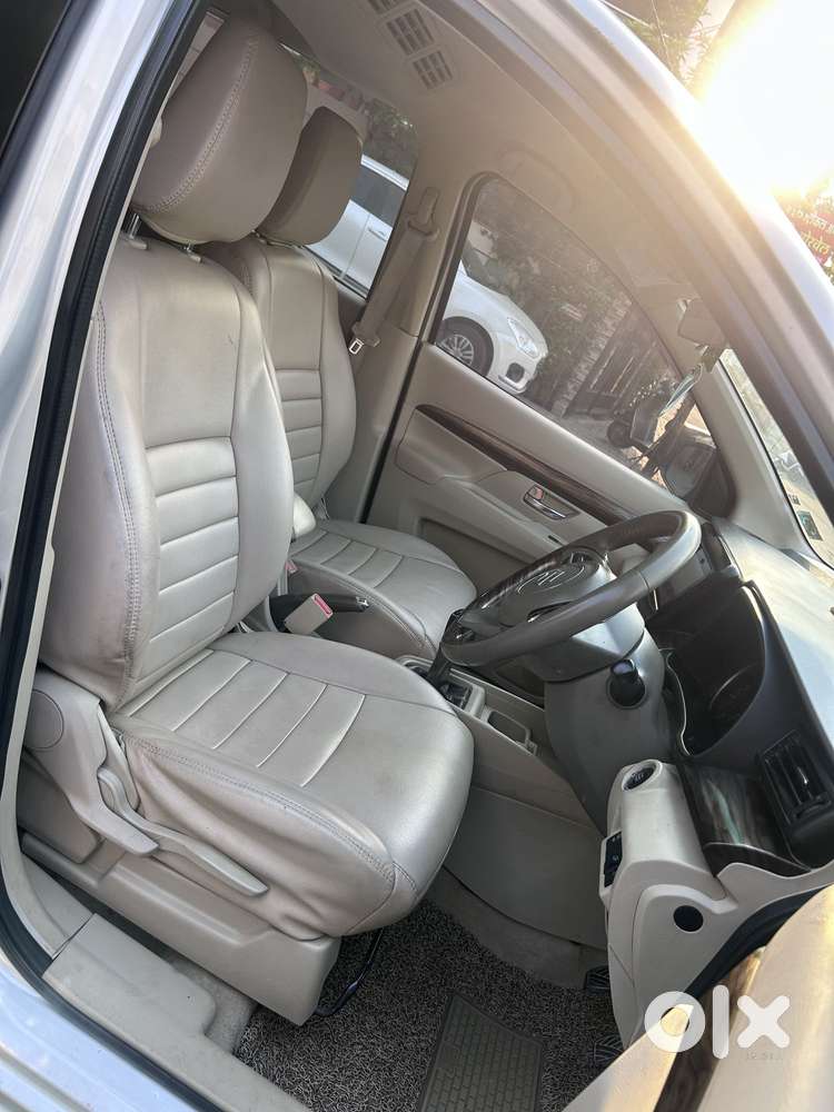 Maruti Suzuki Ertiga 1.5 Zxi Plus Shvs, 2019, Petrol