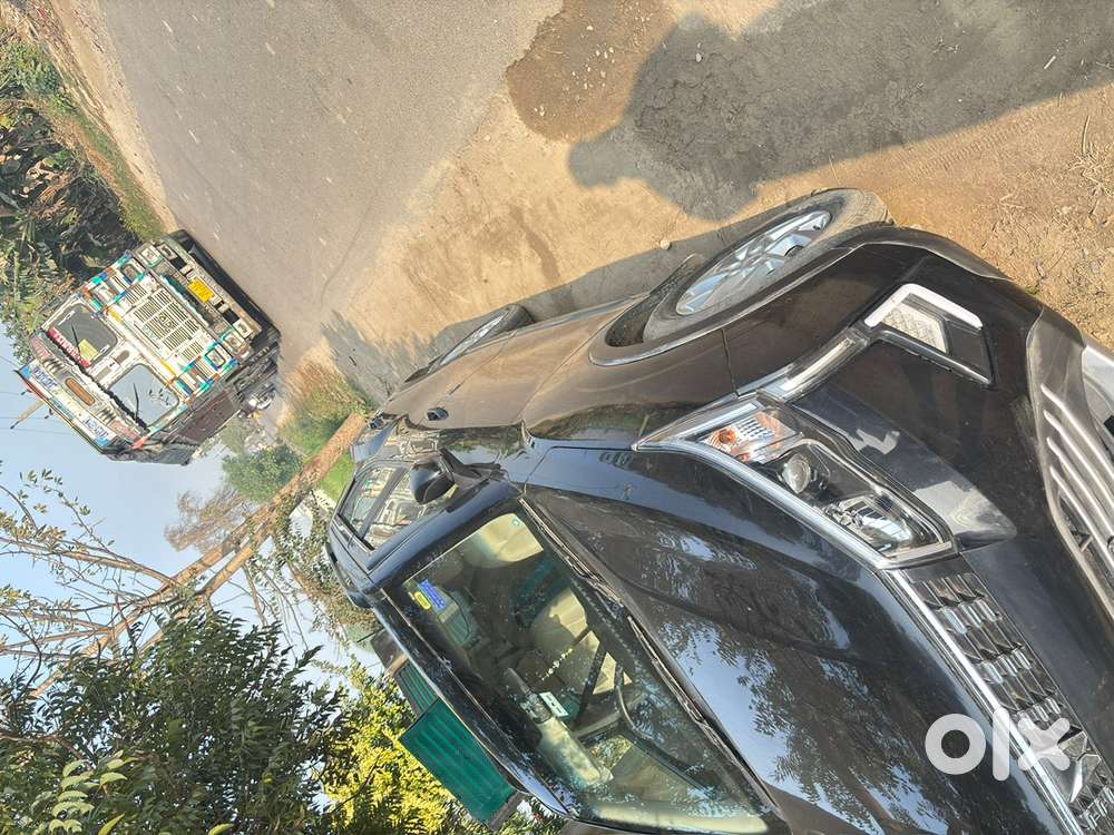 Mahindra Xuv300 Petrol 2023