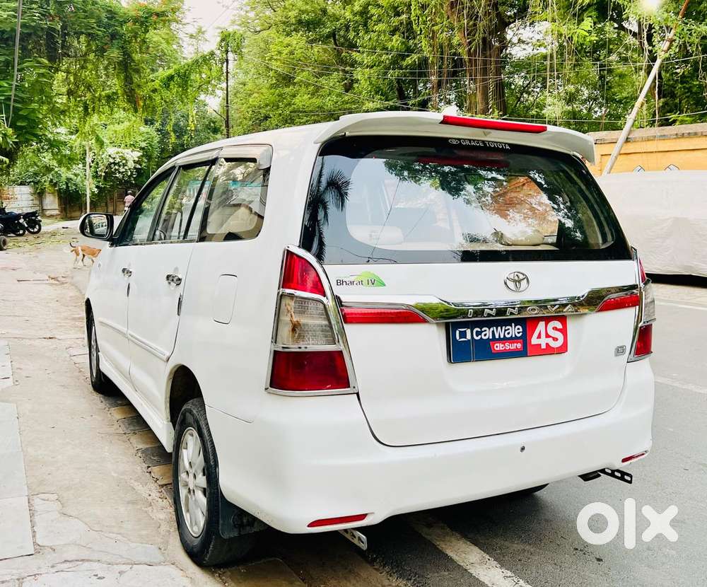 Toyota Innova 2.5 G (diesel) 7 Seater, 2015