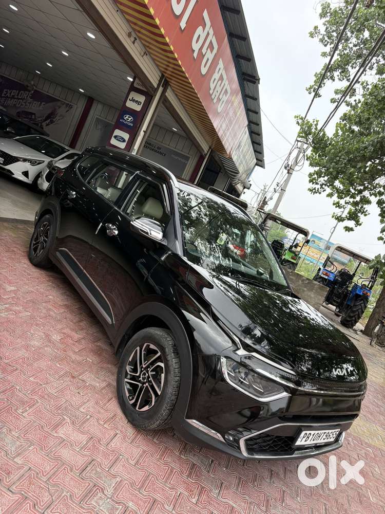 Kia Carens 1.5 Luxury Plus Diesel 6 Str, 2022, Diesel