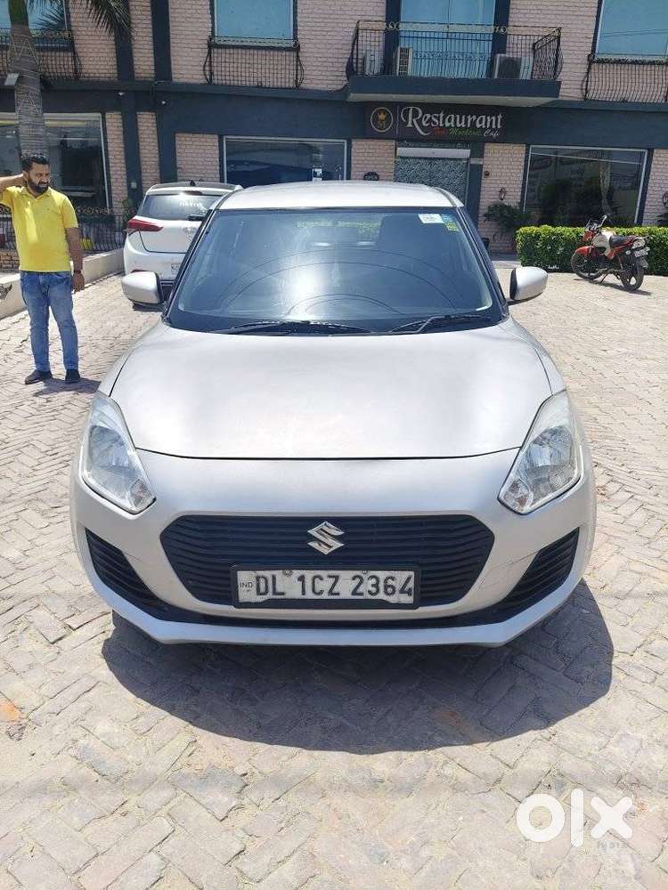 Maruti Suzuki Swift Vxi + Manual, 2018, Petrol