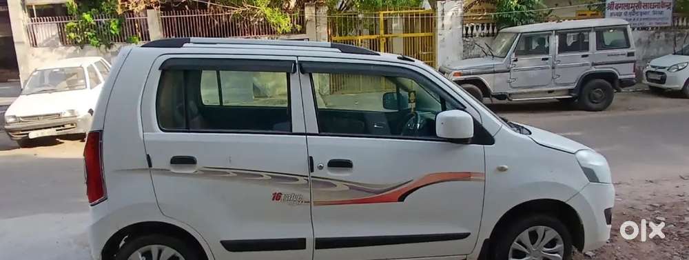 Maruti Suzuki Wagon R 2015 Petrol Well Maintained