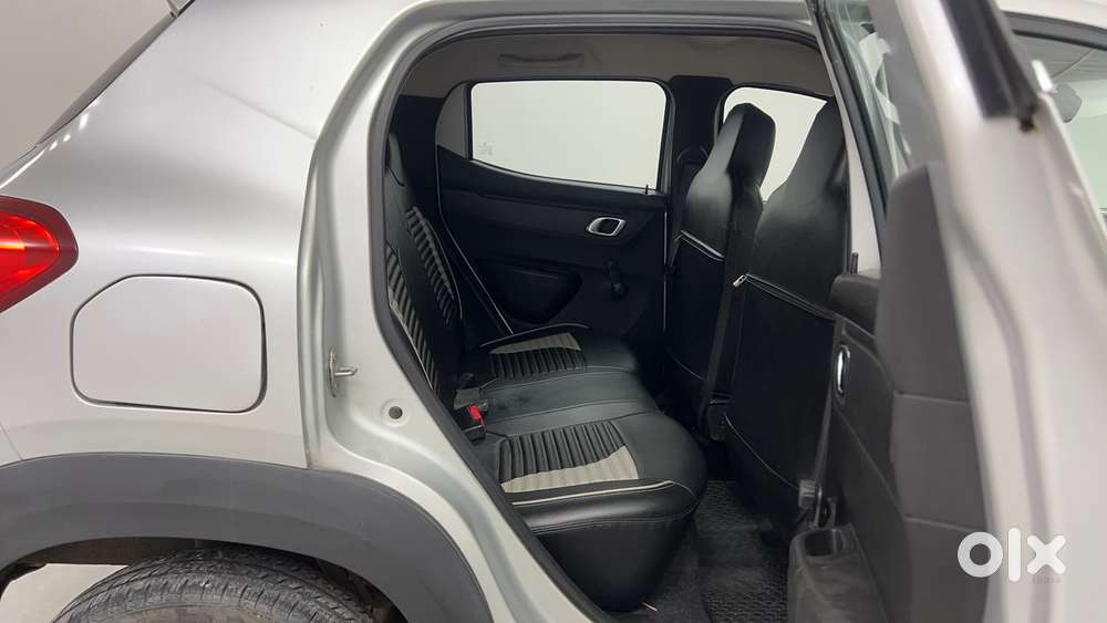 Renault Kwid 2019-ongoing 1.0 Rxt Amt (o), 2018, Petrol