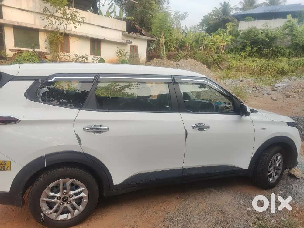 Kia Carens Diesel 2023 Variant