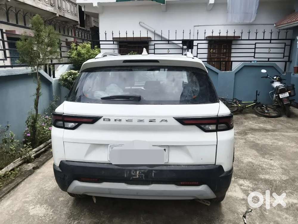 Maruti Suzuki Brezza 2024 Zxi